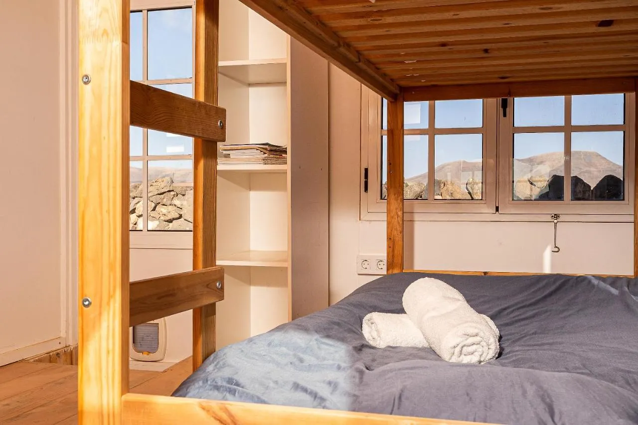 Alaia Tiny House Between Volcanoes And Beach Breaks Hostel El Cotillo
