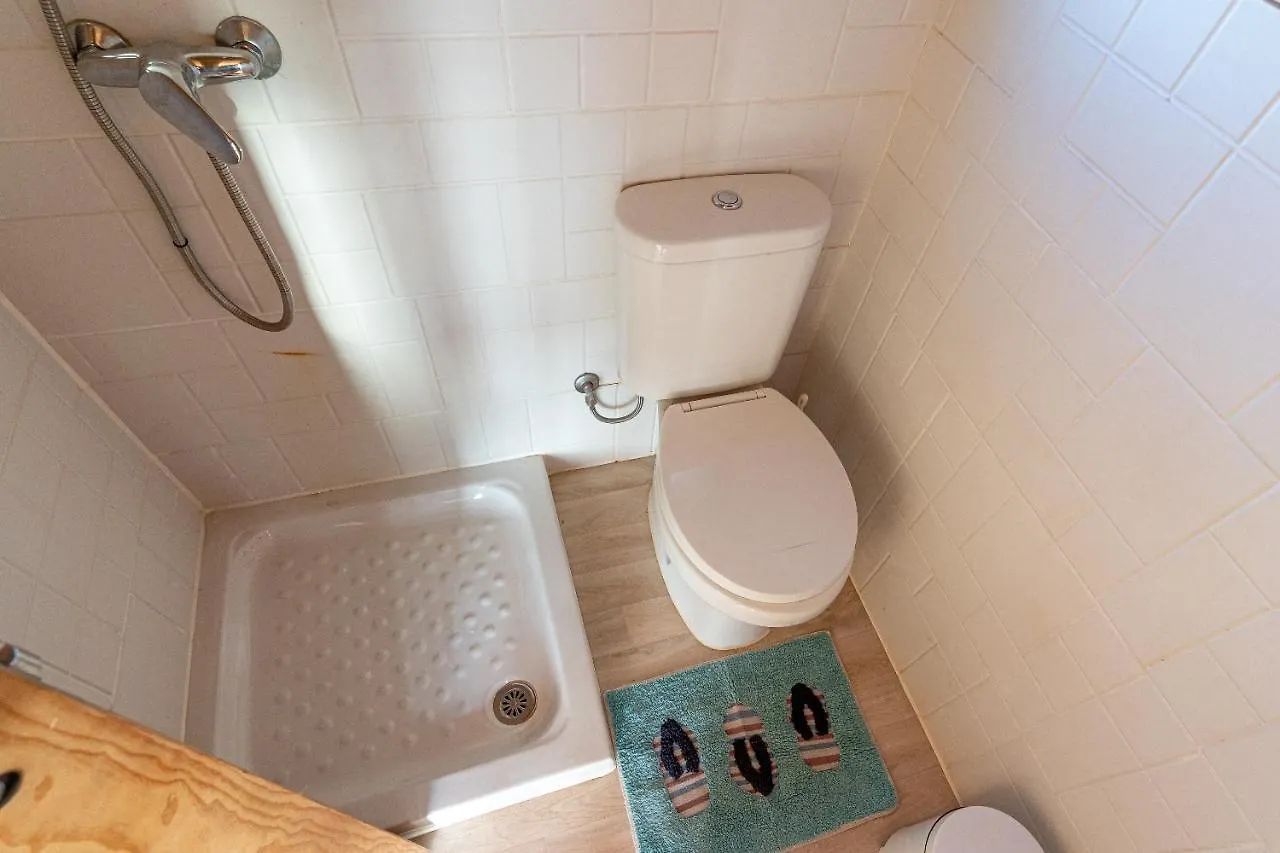 Alaia Tiny House Between Volcanoes And Beach Breaks Hostel El Cotillo  Spain